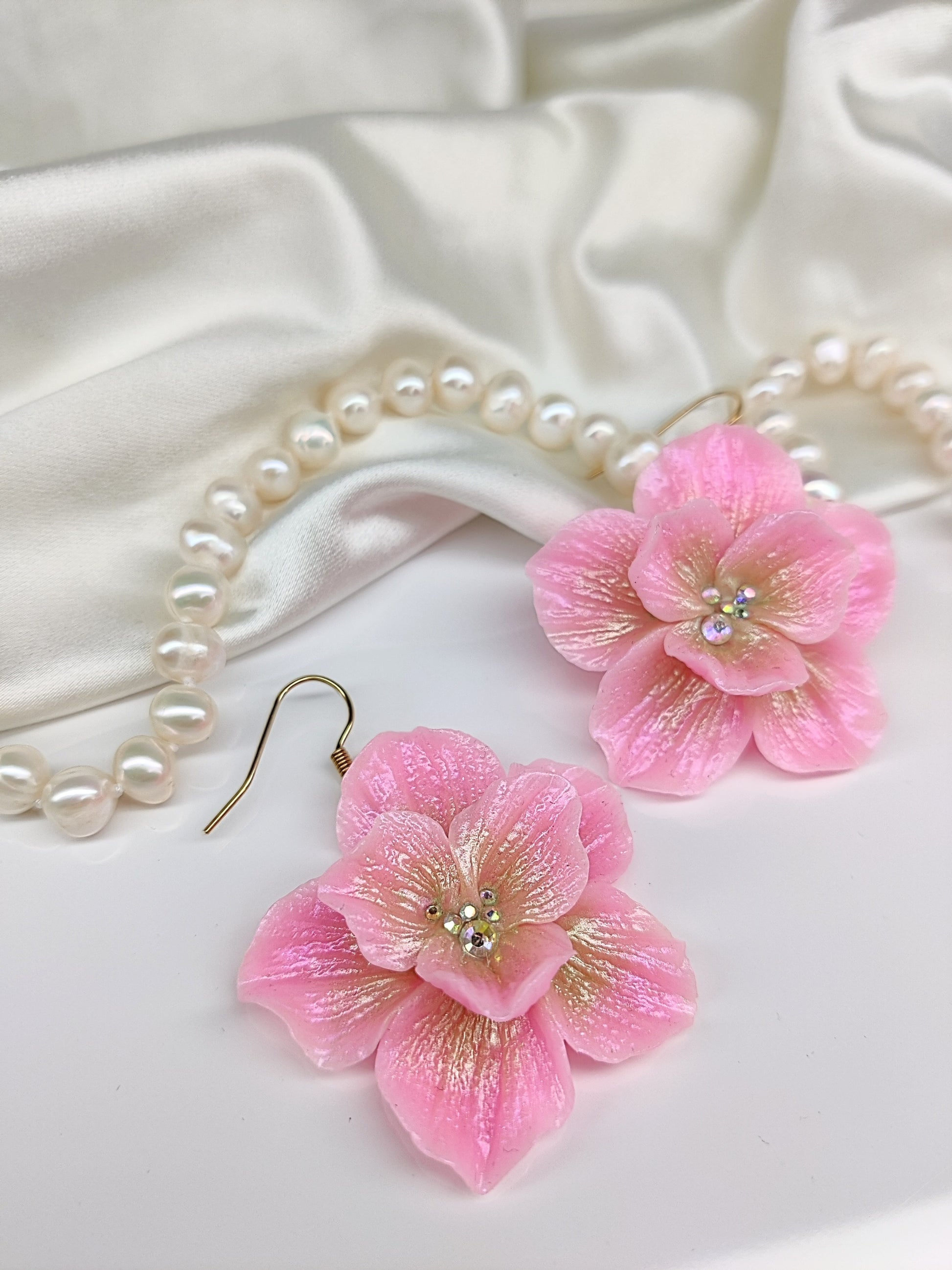 Vaaleanpunaiset Fairy Blossom kukkakorvakorut